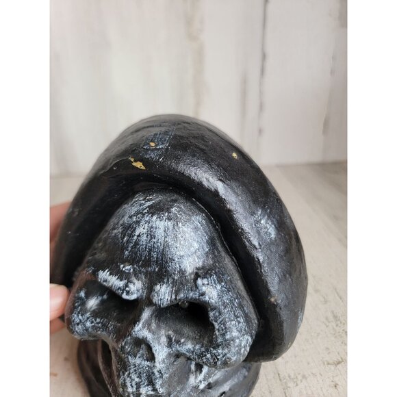 Black skeleton head red flashing eye Halloween vintage prop decor - Picture 4 of 11